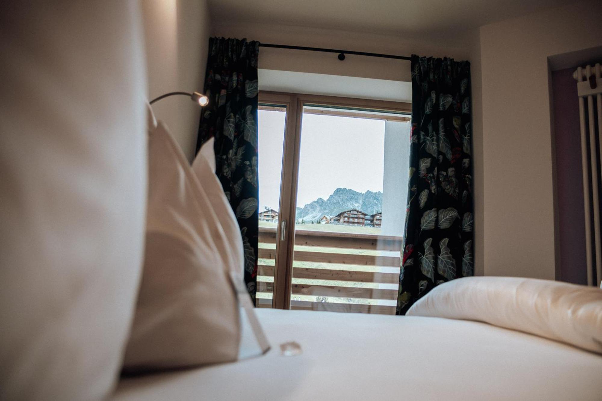 Hotel Goldener Berg เลคอัมอาร์ลแบร์ก ภายนอก รูปภาพ