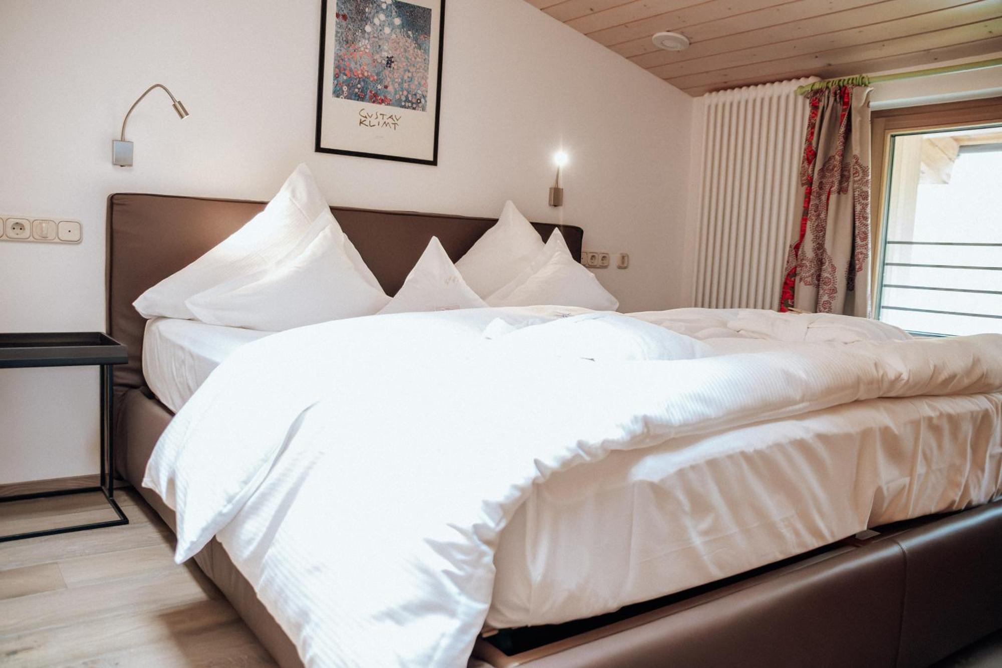 Hotel Goldener Berg เลคอัมอาร์ลแบร์ก ภายนอก รูปภาพ