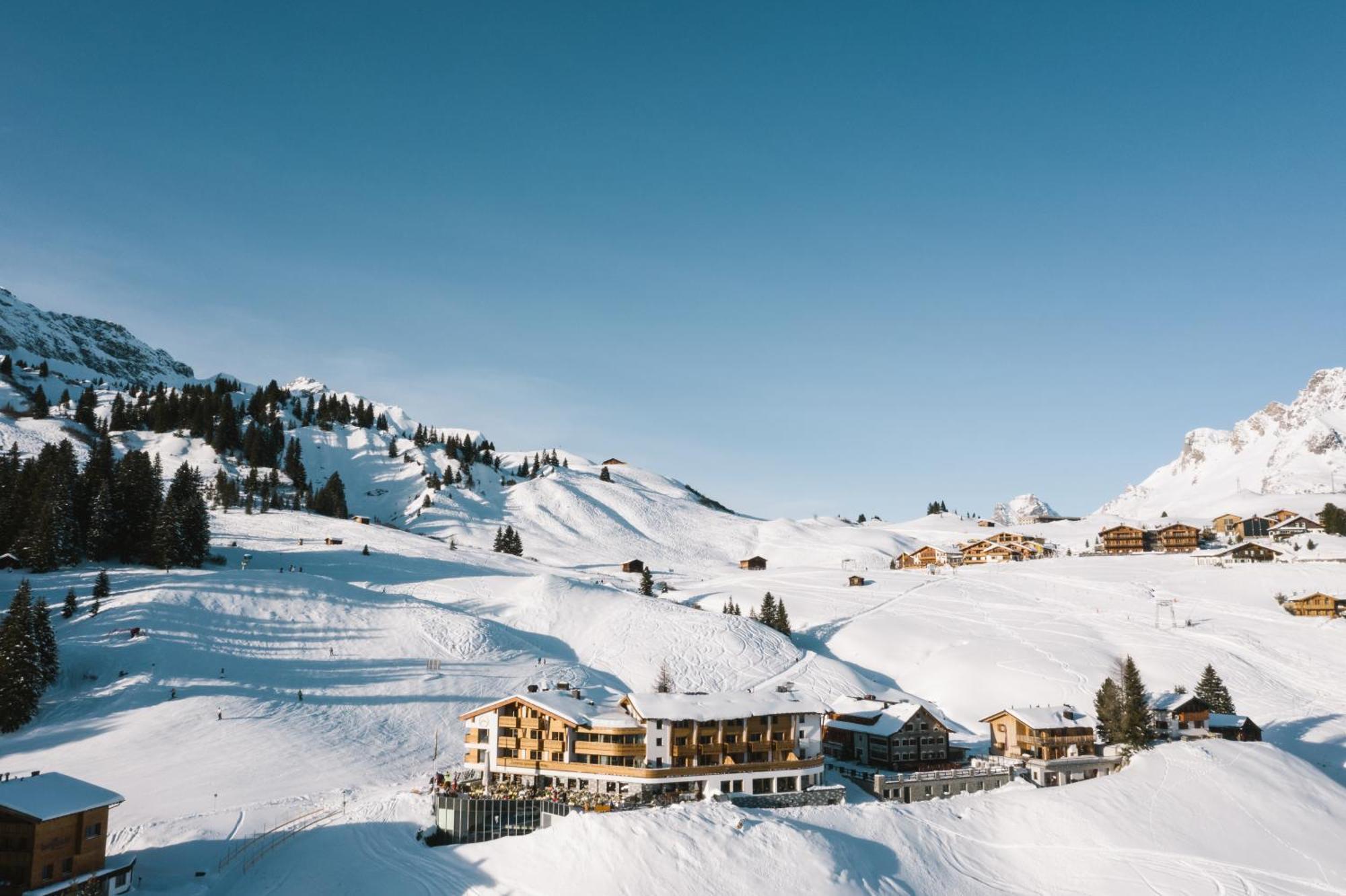 Hotel Goldener Berg เลคอัมอาร์ลแบร์ก ภายนอก รูปภาพ
