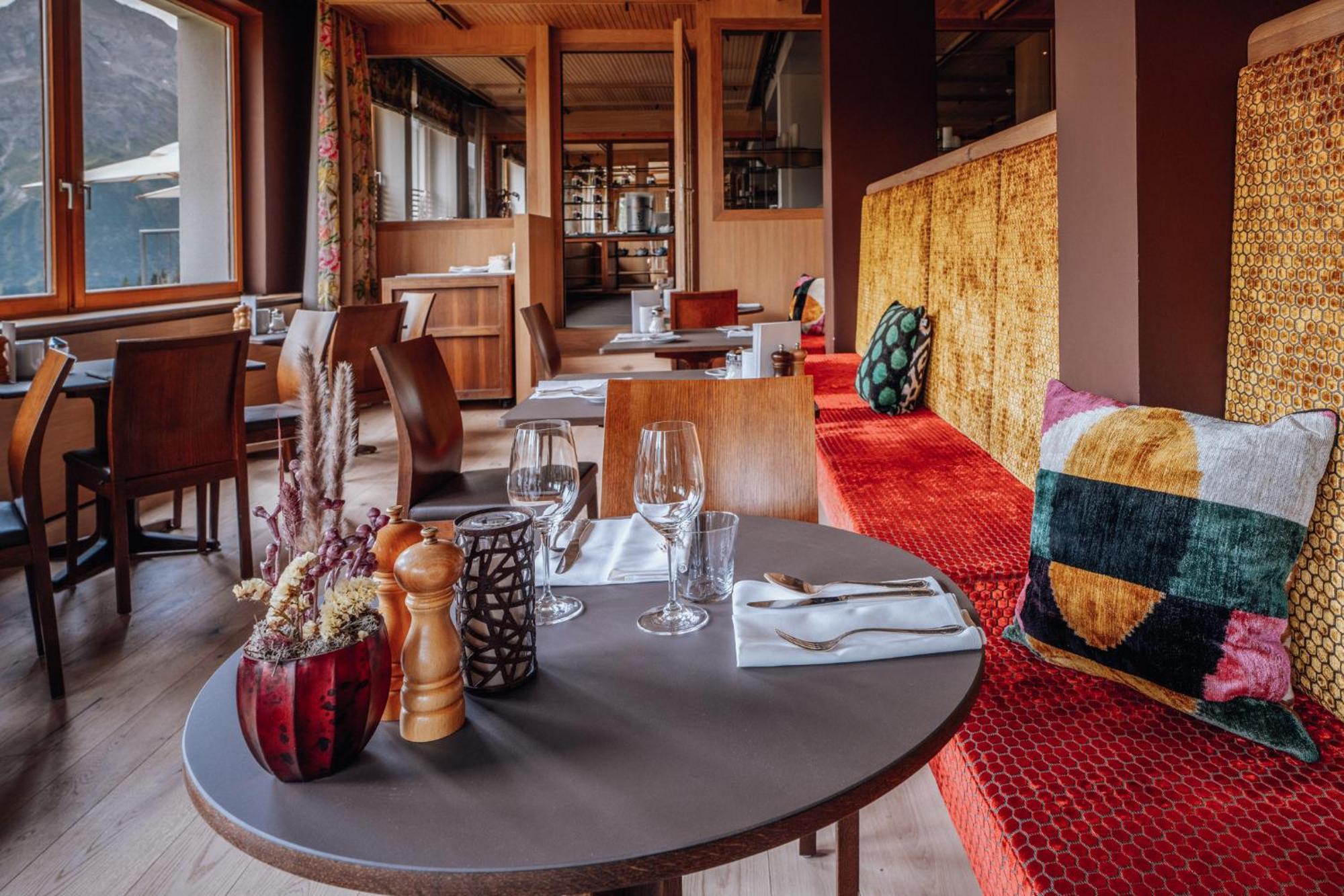 Hotel Goldener Berg เลคอัมอาร์ลแบร์ก ภายนอก รูปภาพ